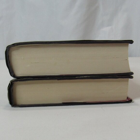 The Twilight Saga: 2 Hardcover Books Eclipse & Breaking Dawn by Stephenie Meyer - Picture 8 of 12